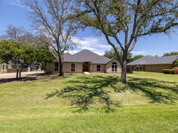 612 Aqua Vista Dr, Granbury, TX 76049