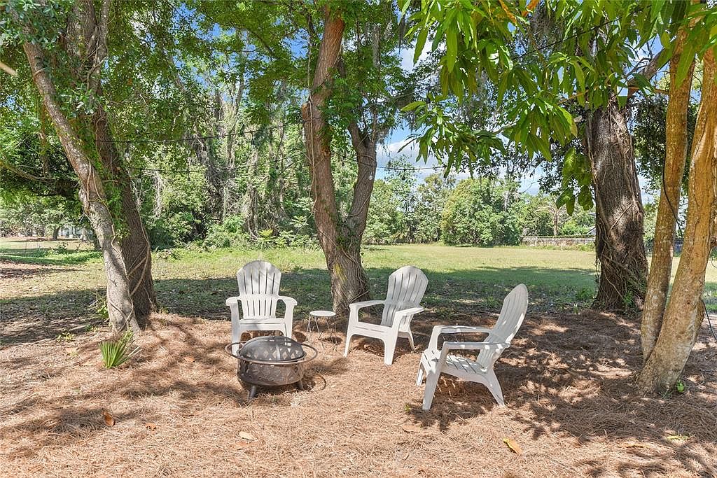 1037 N Virginia Ave #5