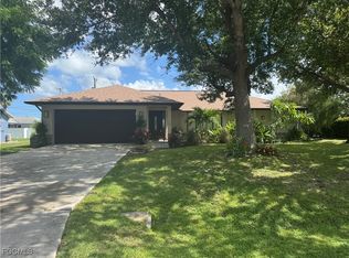 2211 SW 14th Pl, Cape Coral, FL 33991