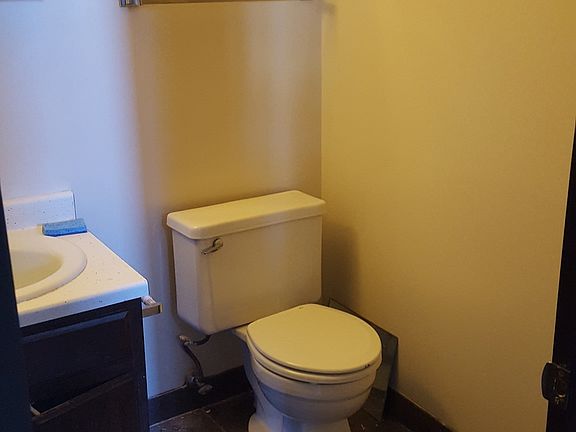 5th image of 2718 W Grandview Blvd APT C