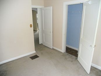 3rd image of 601 Spangler Dr