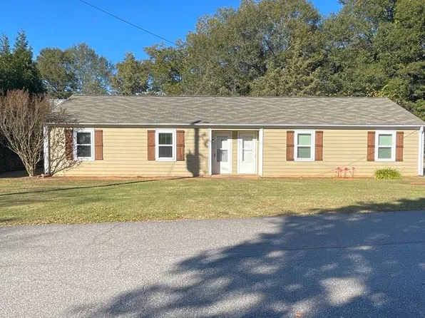 68 N Main St #5A, Watkinsville, GA 30677