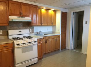 21 Cottage St, Bayonne, NJ 07002