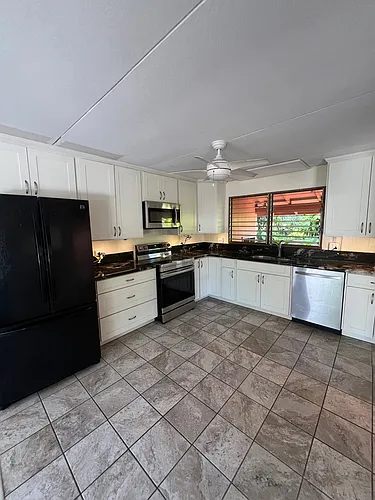 219 Maluniu Ave Photo 1