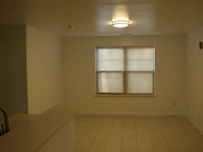 College Center Apartments — Photo 19