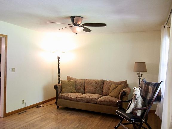 2nd image of 5225 Lowell Ave