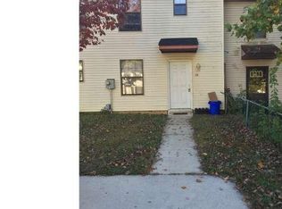 84 Hampshire Rd, Sicklerville, NJ 08081