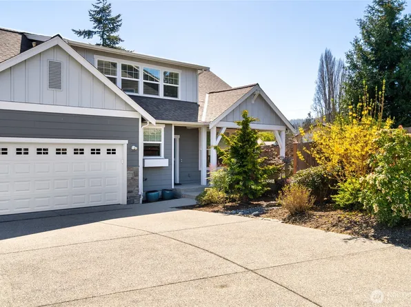 3817 Deskin Court, Anacortes, WA 98221