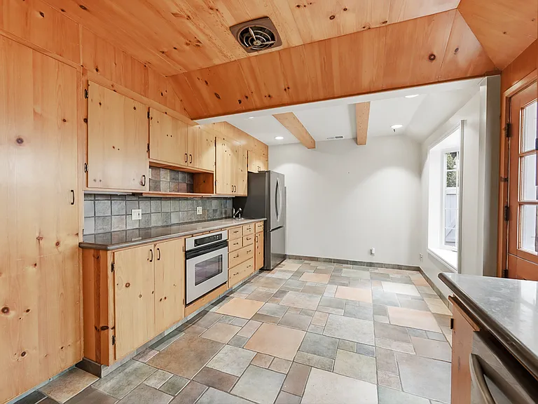 20 Kent Pl — Photo 39