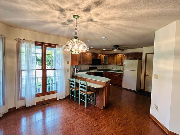4th image of 2661 Stonywood Dr