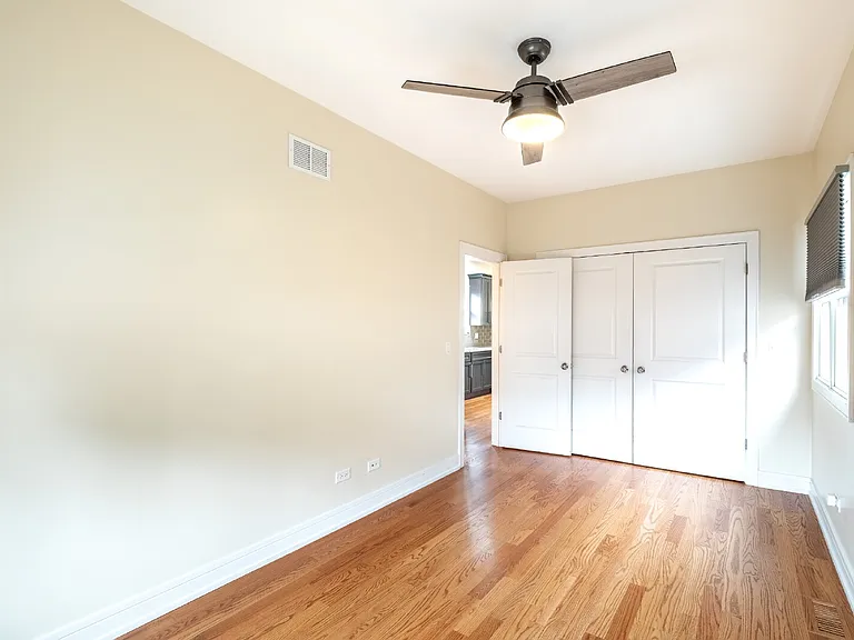 1110 N Christiana Ave — Photo 14