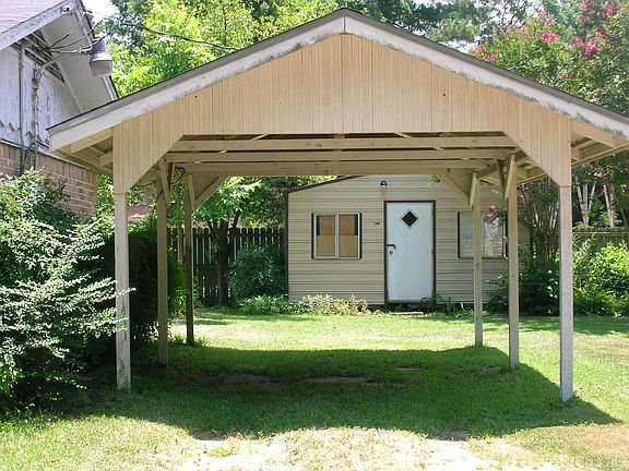 2 car carport parking.
