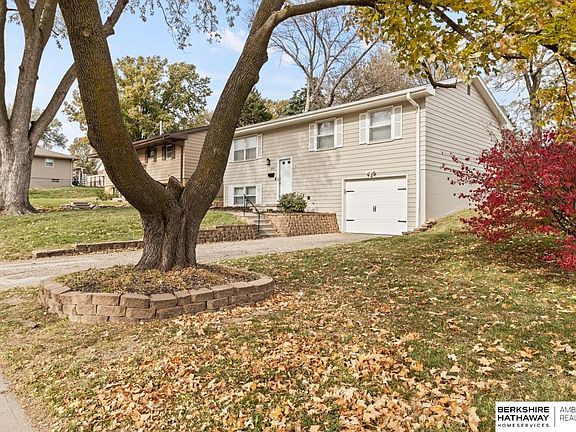 3rd image of 13478 Kingswood Dr