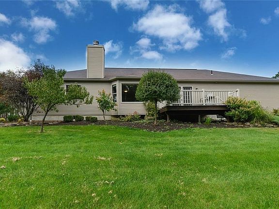2nd image of 4384 Shannon Dr
