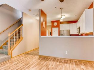1613 Countryside Dr, Shakopee, MN 55379