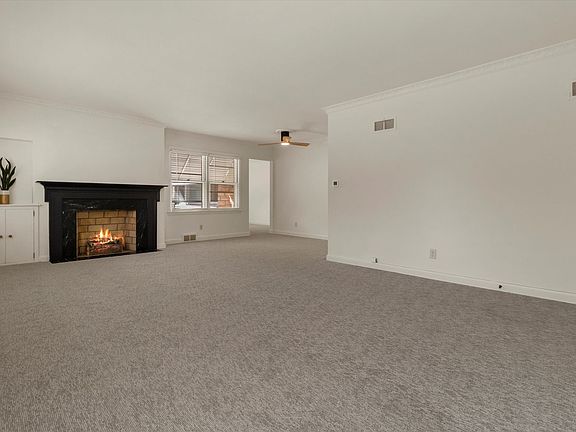 5th image of 8746 Parkview Ct
