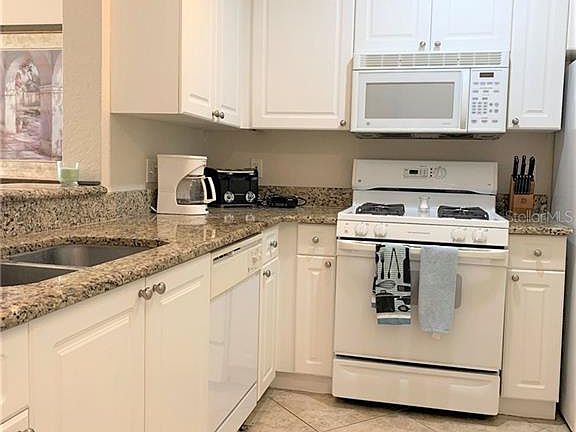 3rd image of 2732 Via Murano Unit 535