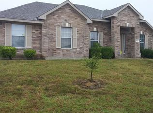2047 Pecan Creek Dr, Mesquite, TX 75181