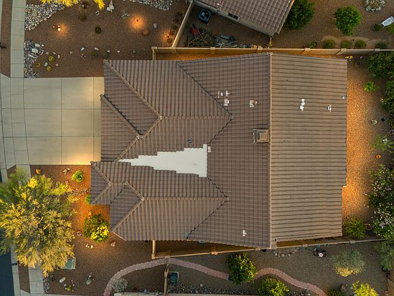 3rd image of 2487 E Big View Dr