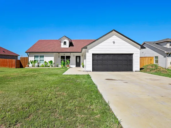 1005 Gallant Fox Dr, Dallas, TX 75211