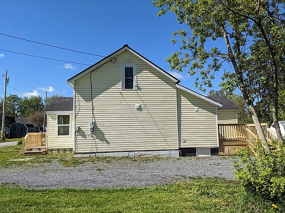 4th image of 11 Caroline St
