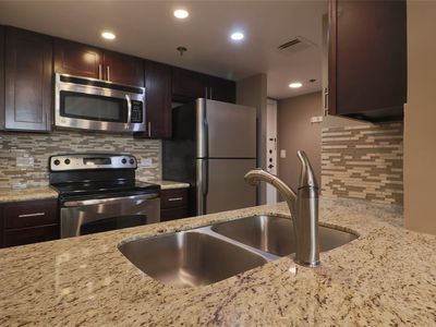 3525 Sage Rd APT 801, Houston, TX, 77056