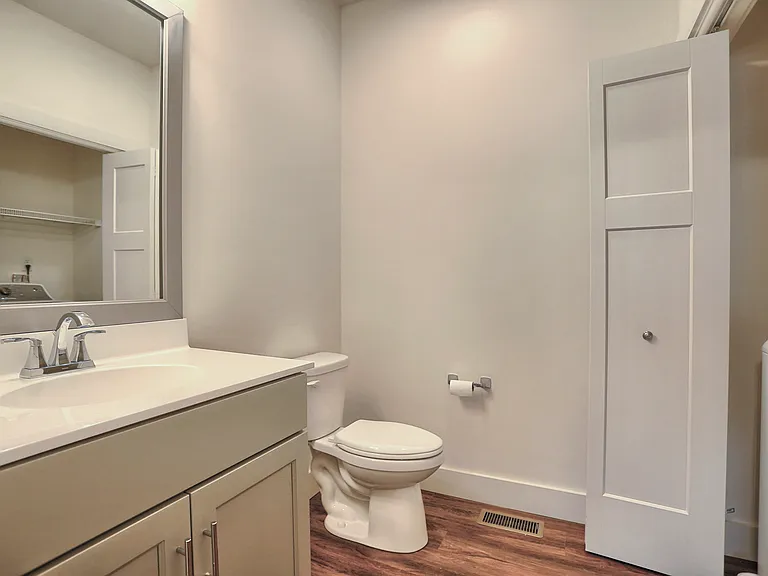 5535 Mendenhall Dr #38 — Photo 8