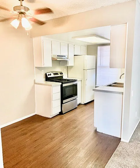 La Cima Apartments — Photo 34