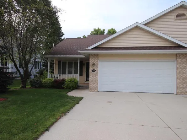 211 Good AVENUE, Chilton, WI 53014