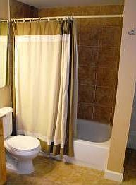 3rd image of 5350 Pershing Ave APT 3A