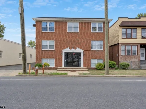 634 S Broad St #C2, Elizabeth City, NJ 07202