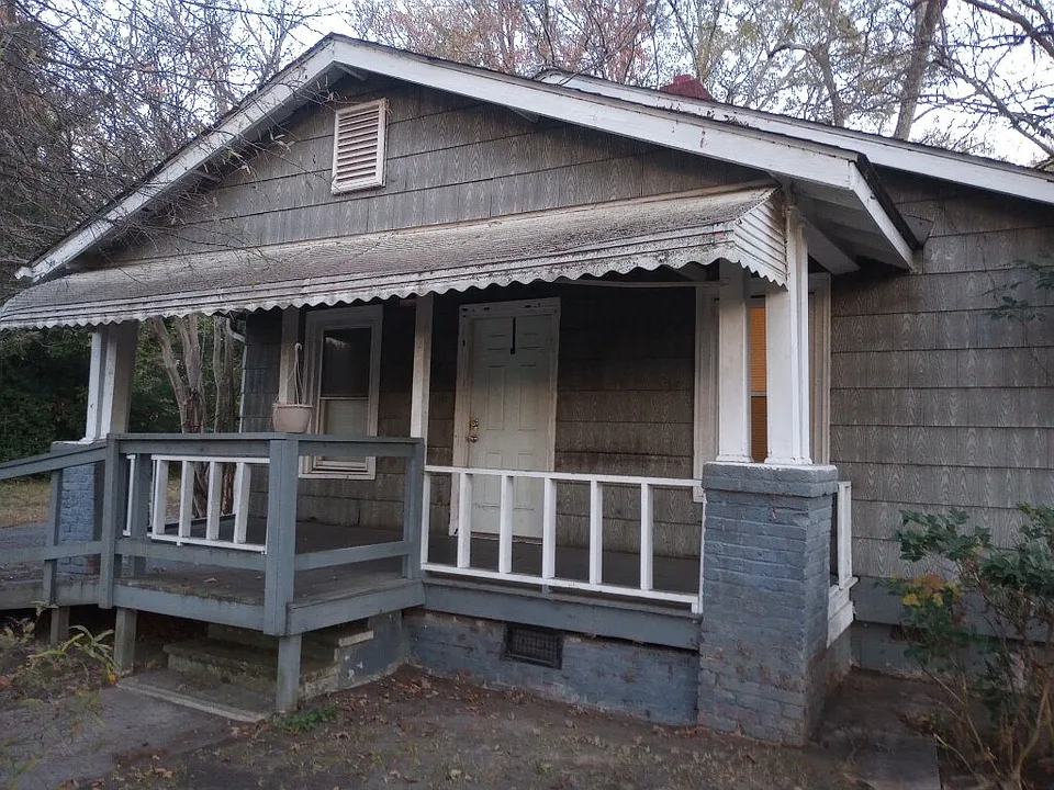 533 Arch St