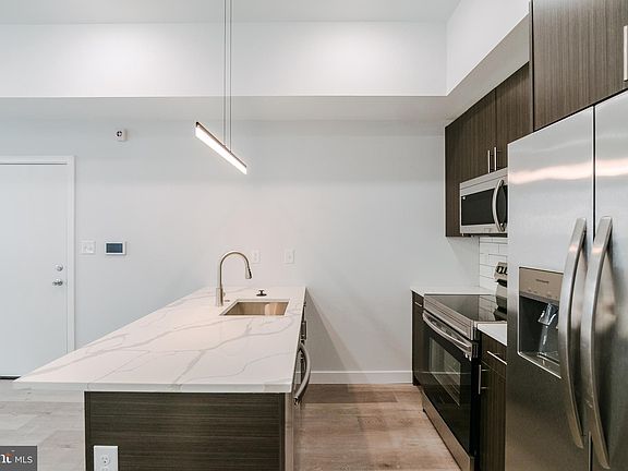 5th image of 2411 N 7th St Floor 1