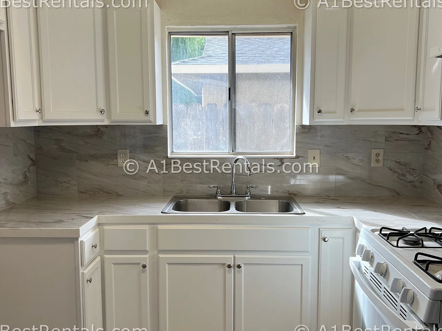 13040 Welch Street - C — Photo 3