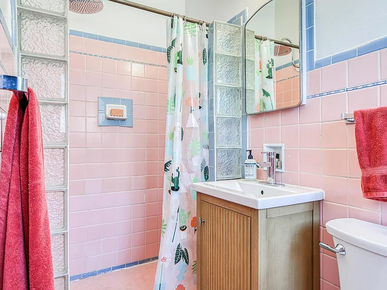 1300 Randolph Dr — Photo 47