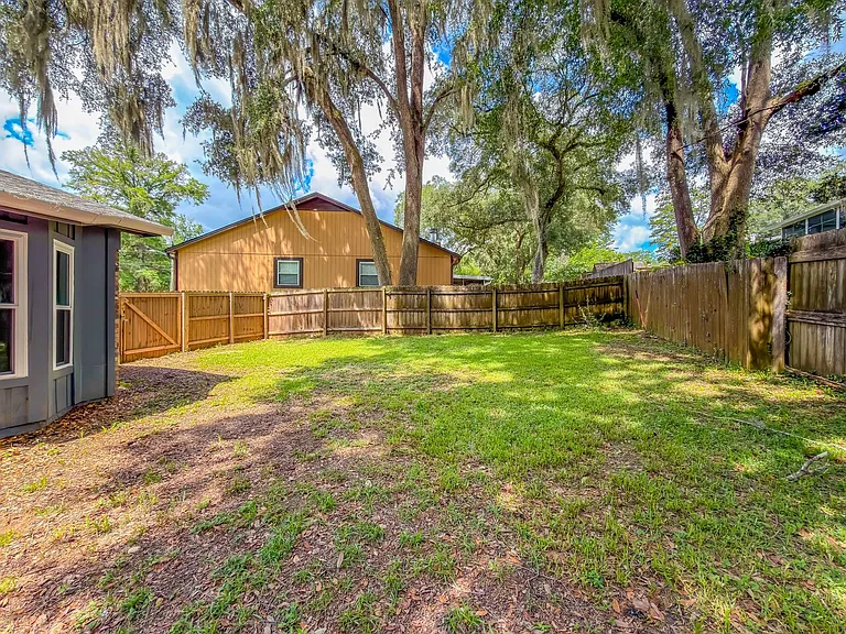 776 Lupine Ln — Photo 53