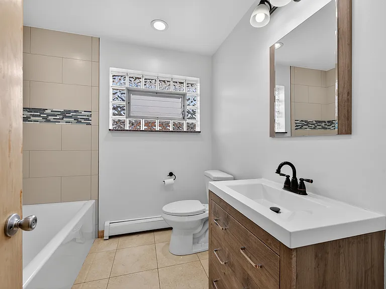 8312 W Summerdale Ave #2 — Photo 7