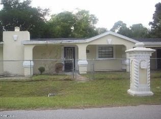 10566 E McLaurin Rd, Jacksonville, FL 32256