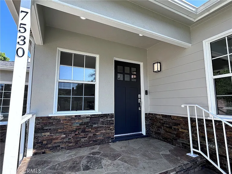 7530 Westlawn Ave — Photo 3