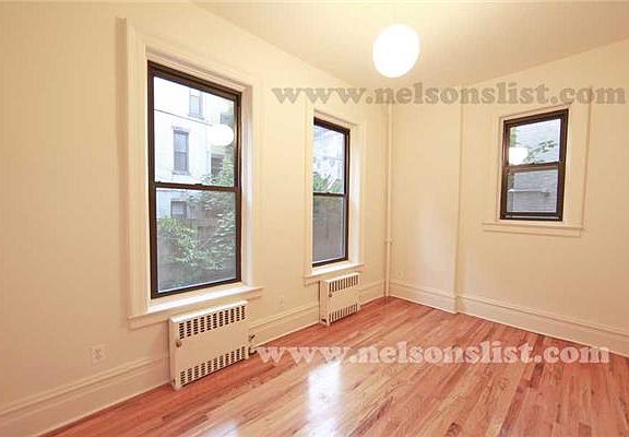 4th image of 886 Union St APT 1b