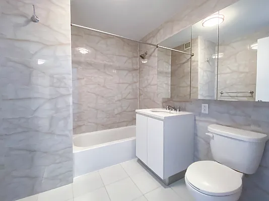 Rented by Kahen Properties | media 52