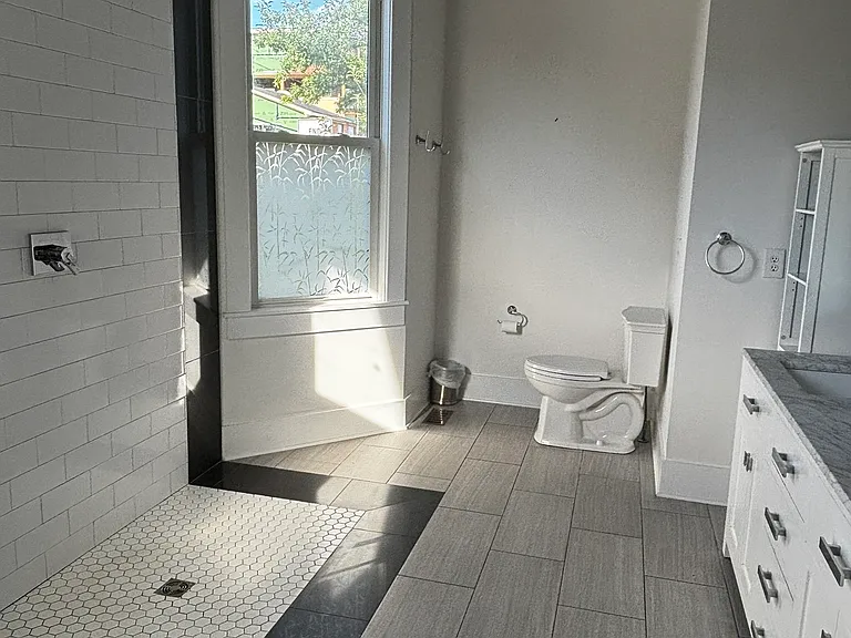 701 S 11th St — Photo 26