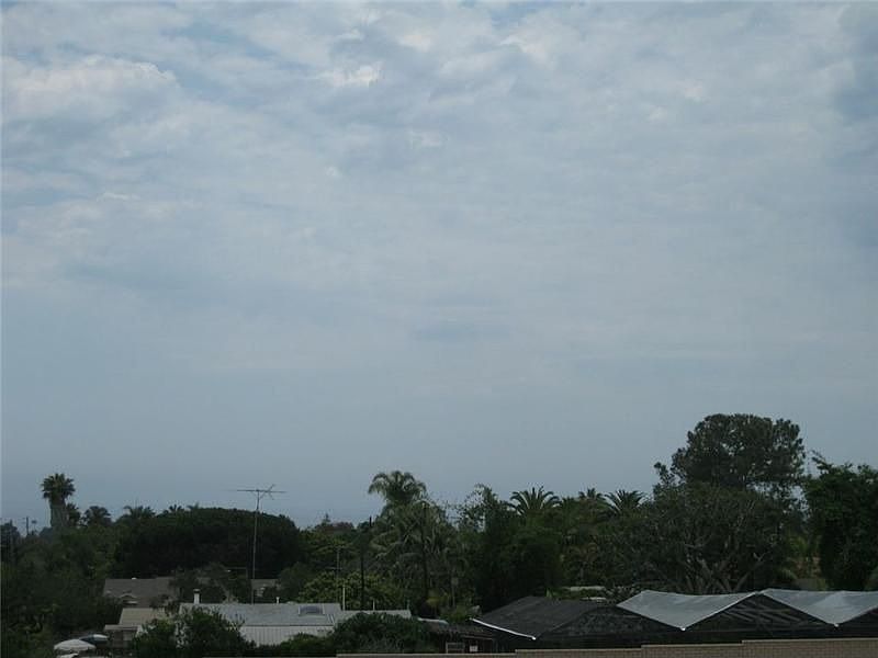 2nd image of 860 Bracero Rd