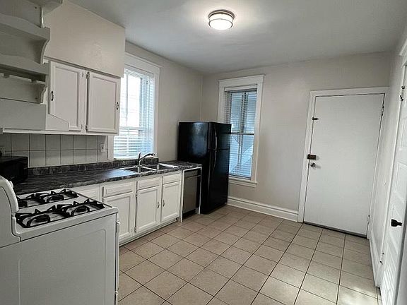 4th image of 2313 W Shakespeare Ave #G
