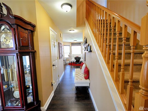 4th image of 8717 198th St E