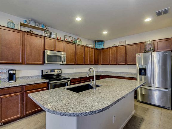 2nd image of 1492 E Primavera Way