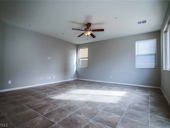 3rd image of 2285 Mundare Dr