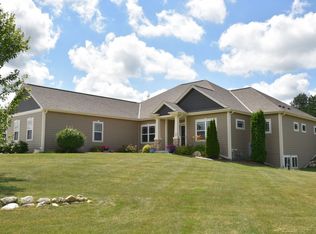 4268 Cherokee Trl, Hubertus, WI 53033