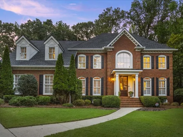 6011 Bama Ct, Peachtree Corners, GA 30092