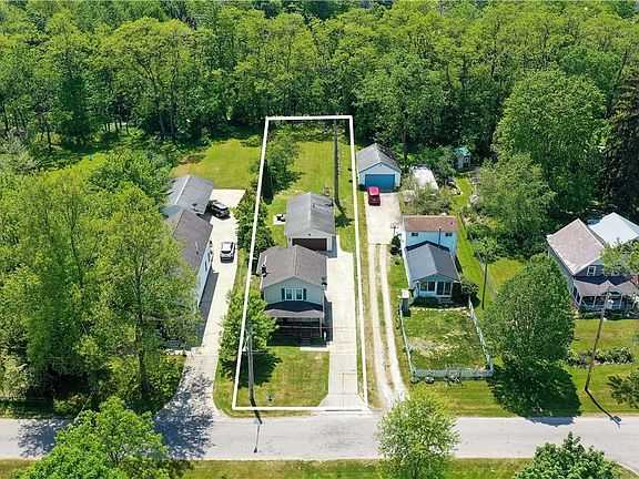 5th image of 10635 Highland Ave